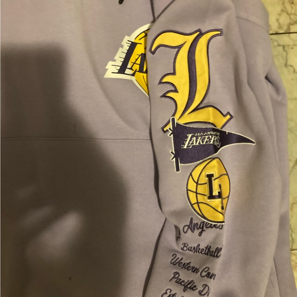 Lakers hoodie - Picture 2 of 5